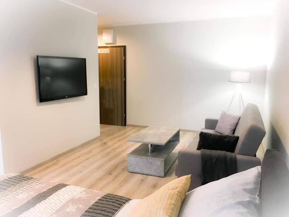 Apartament Konin Prestige Apartment Ngoại thất bức ảnh