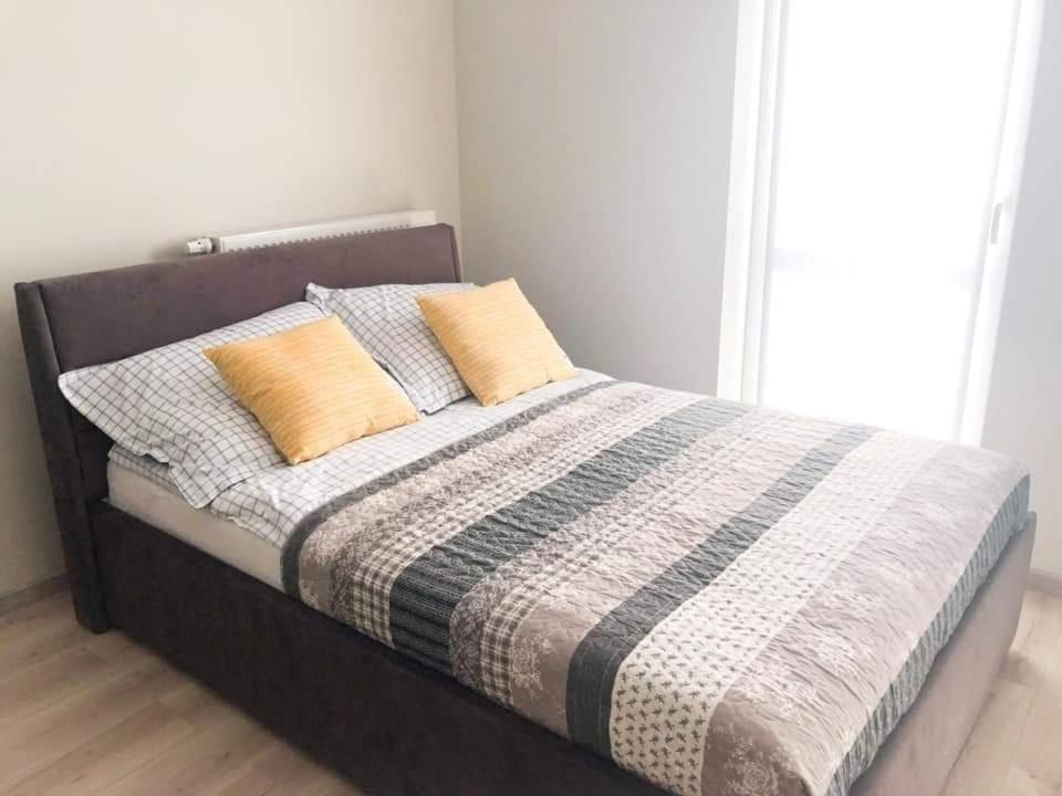 Apartament Konin Prestige Apartment Ngoại thất bức ảnh