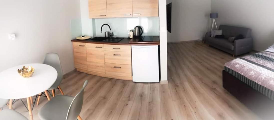 Apartament Konin Prestige Apartment Ngoại thất bức ảnh